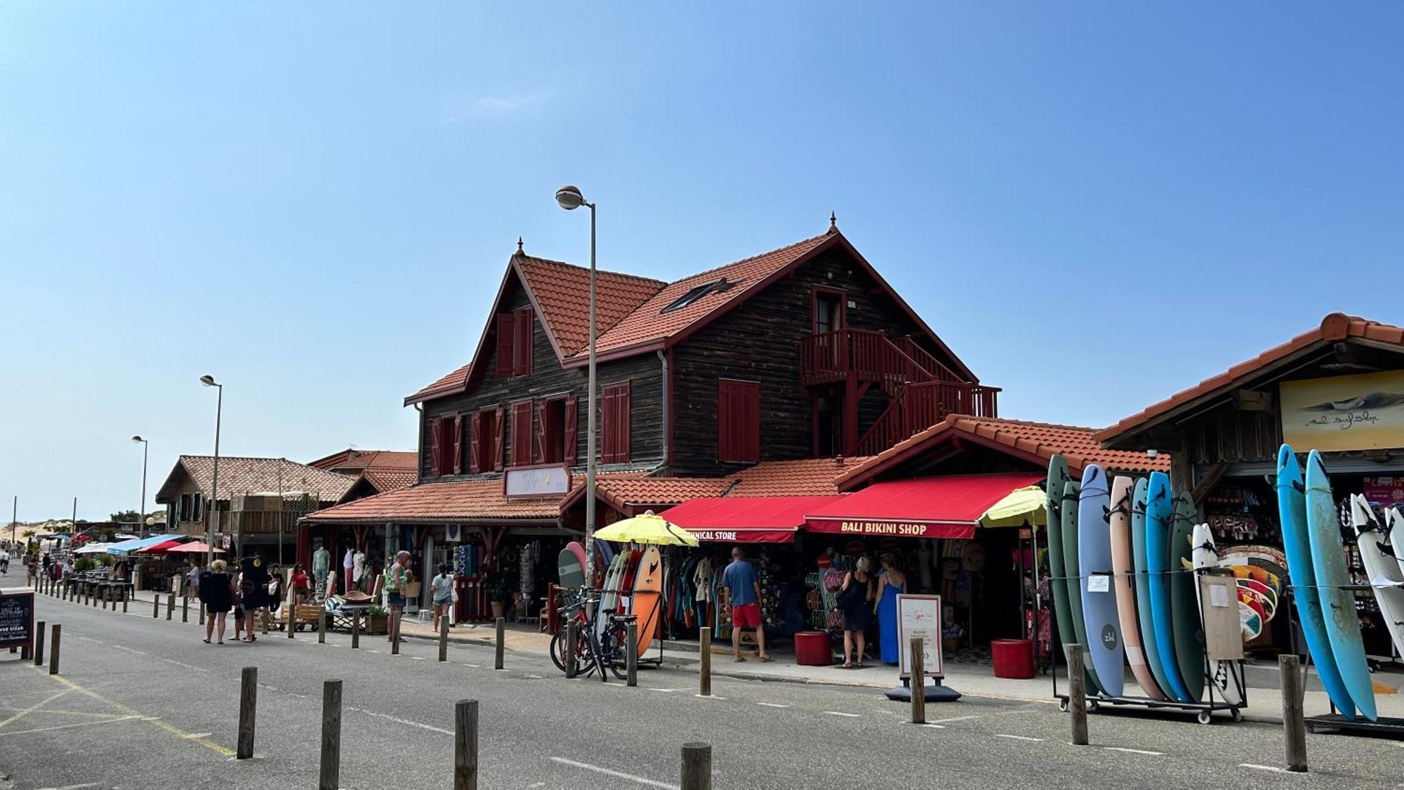 Jolie Maison De Vacances Avec Terrasse Et Jardin Saint-Julien-en-Born Exteriör bild