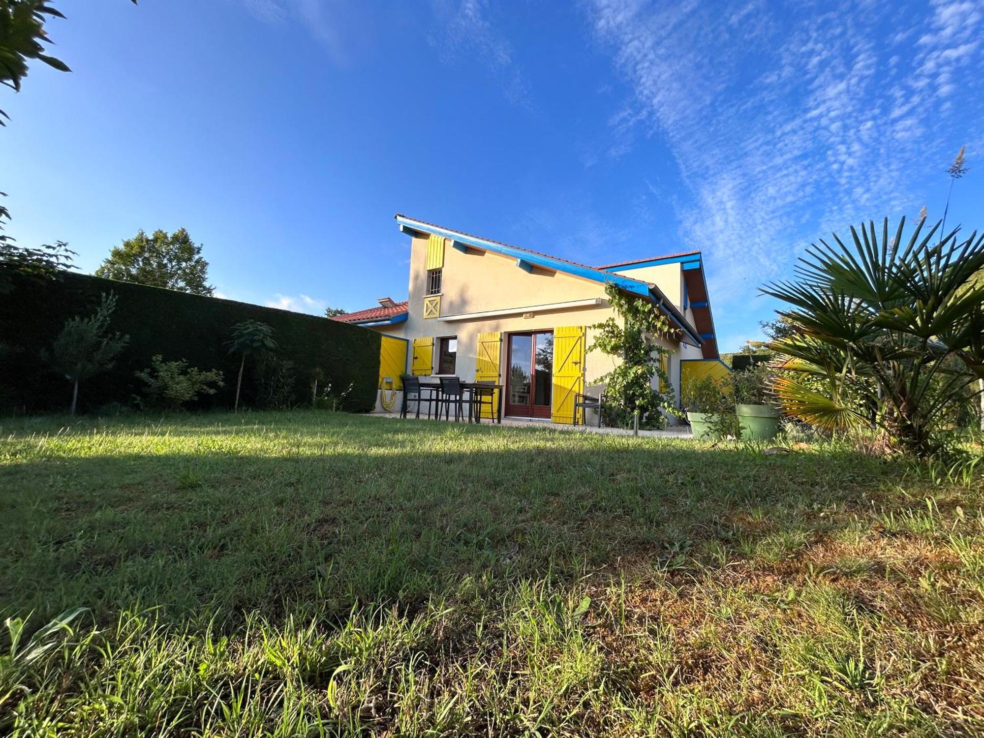 Jolie Maison De Vacances Avec Terrasse Et Jardin Saint-Julien-en-Born Exteriör bild